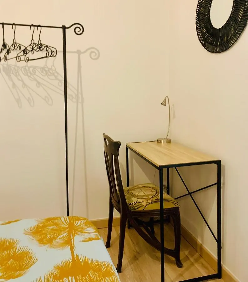 Apartment Jolijoliette, Terrasse, Central, Climatise, Wifi , Garage Marseille France