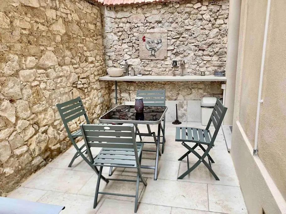 Apartment Jolijoliette, Terrasse, Central, Climatise, Wifi , Garage Marseille